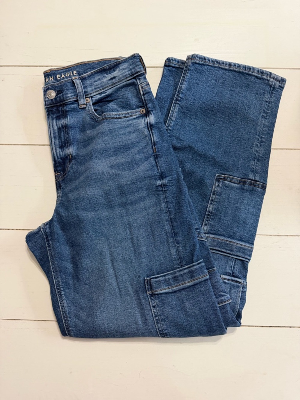 American Eagle Baggy Straight Cargo Jeans